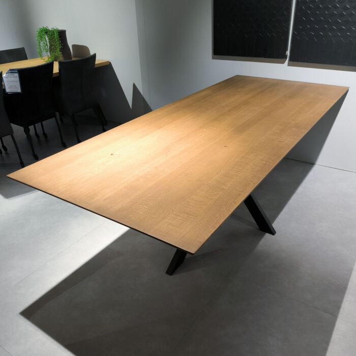 INHOUSE Eettafel Batoli 