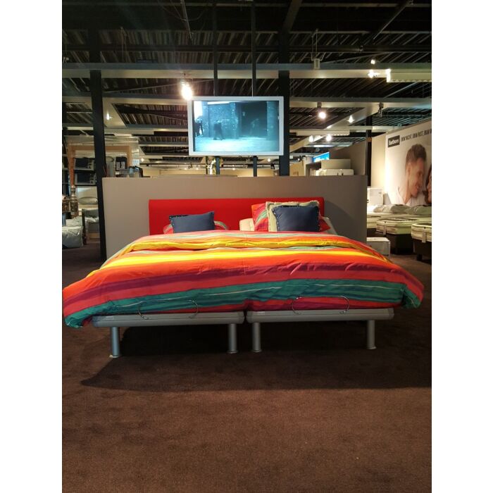 Avek combinatie Inventa elektrischverstelbaar 180 x 210 Showroom 