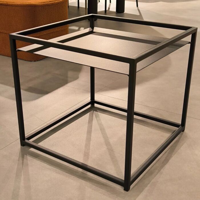 INHOUSE Bijzettafel Thina Zwart