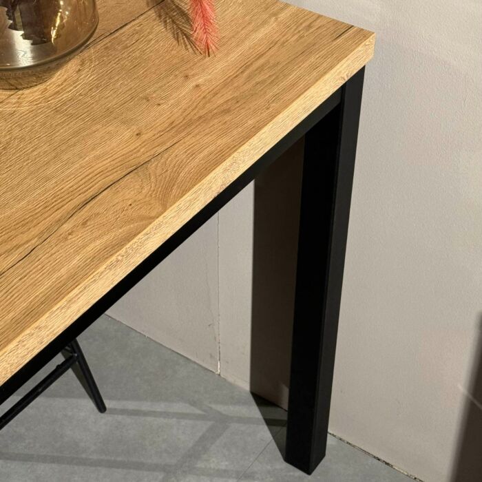 INHOUSE Bartafel Sontari 