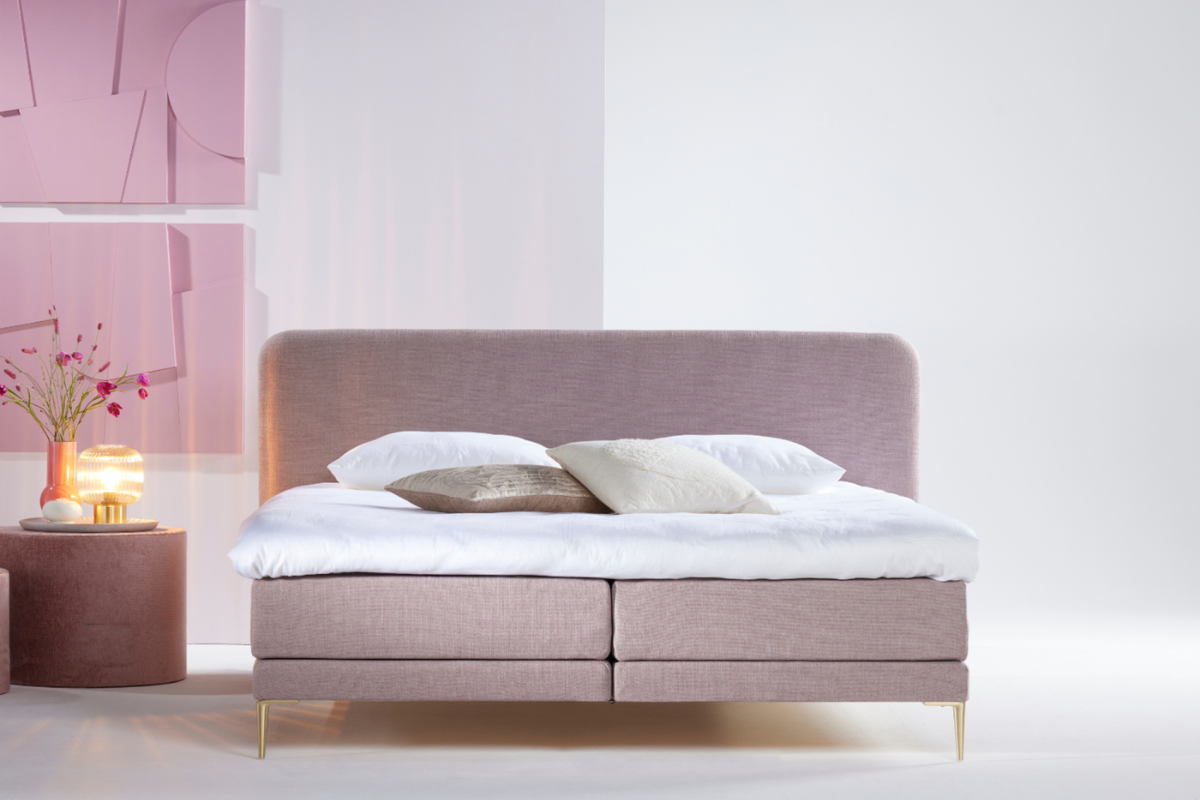 Eastborn Boxspring Globe